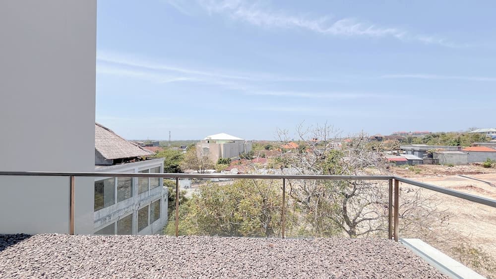 Modern Studio (No Kitchen) Apartment at Skales Residence Nusa Dua Bali — photo 1 of 28