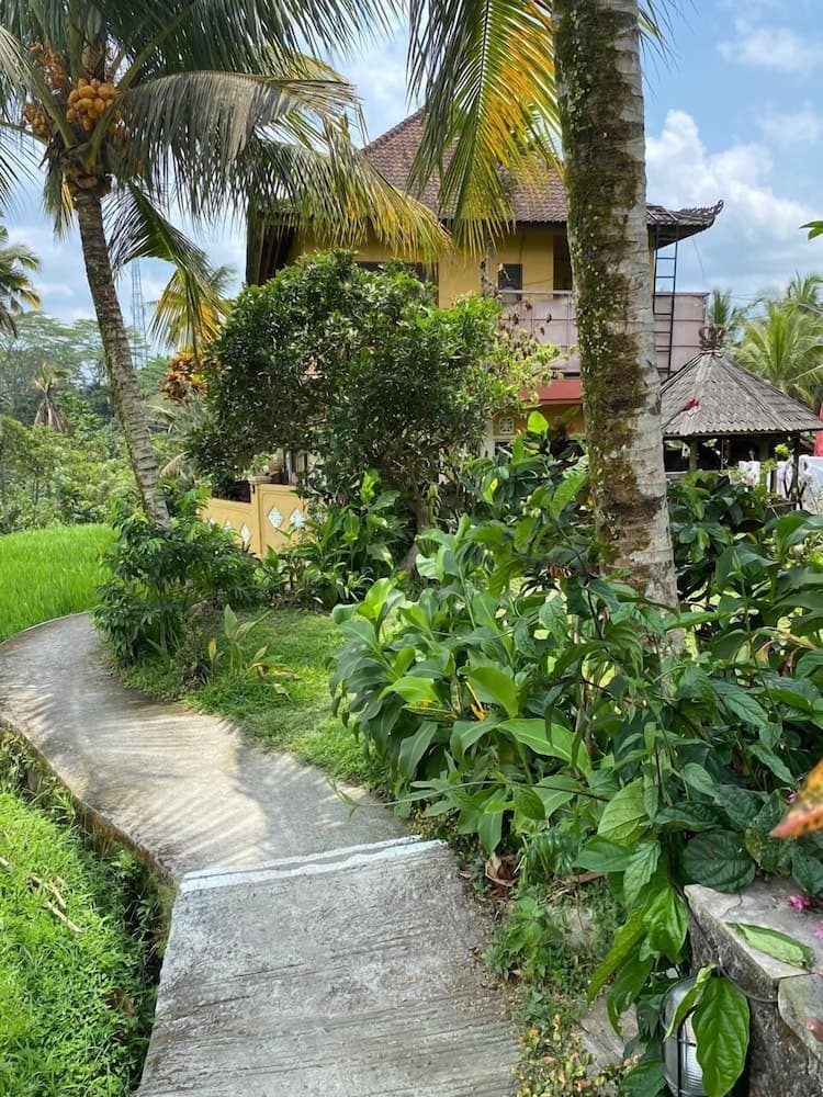 Dukuh Village Villas — photo 1 of 146