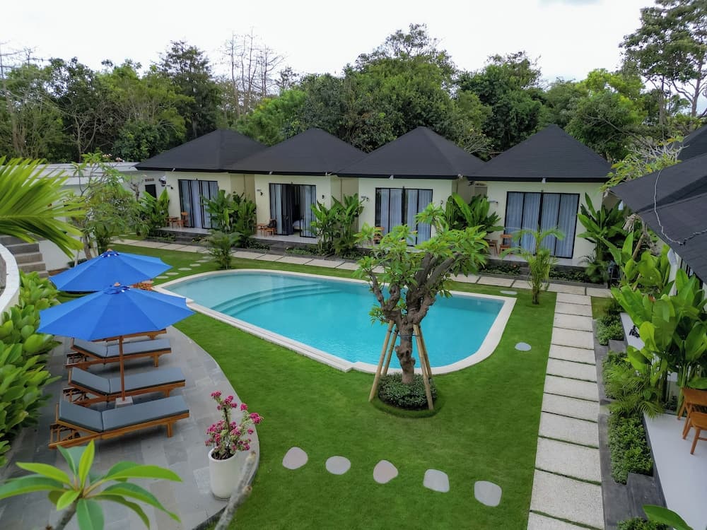 Kula Uluwatu — photo 1 of 21