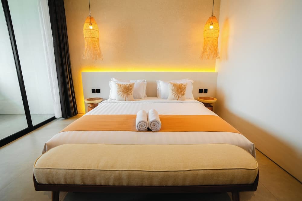 NOVO CANGGU — photo 1 of 1