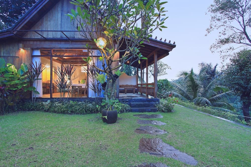 Bucu View Ubud Resort — photo 1 of 108