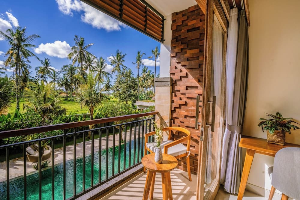 Kahayana Suites — photo 1 of 44