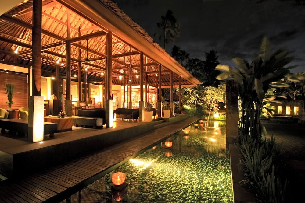 Legian Beach Villas — photo 1 of 58