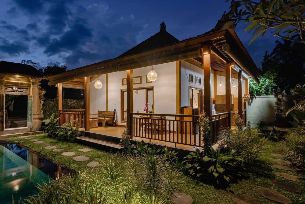 Ratni Ubud Villa — photo 1 of 23