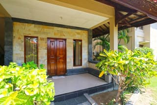 Puri Nusa Beach Hotel