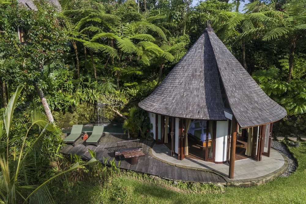 Adiwana Dara Ayu — photo 1 of 1