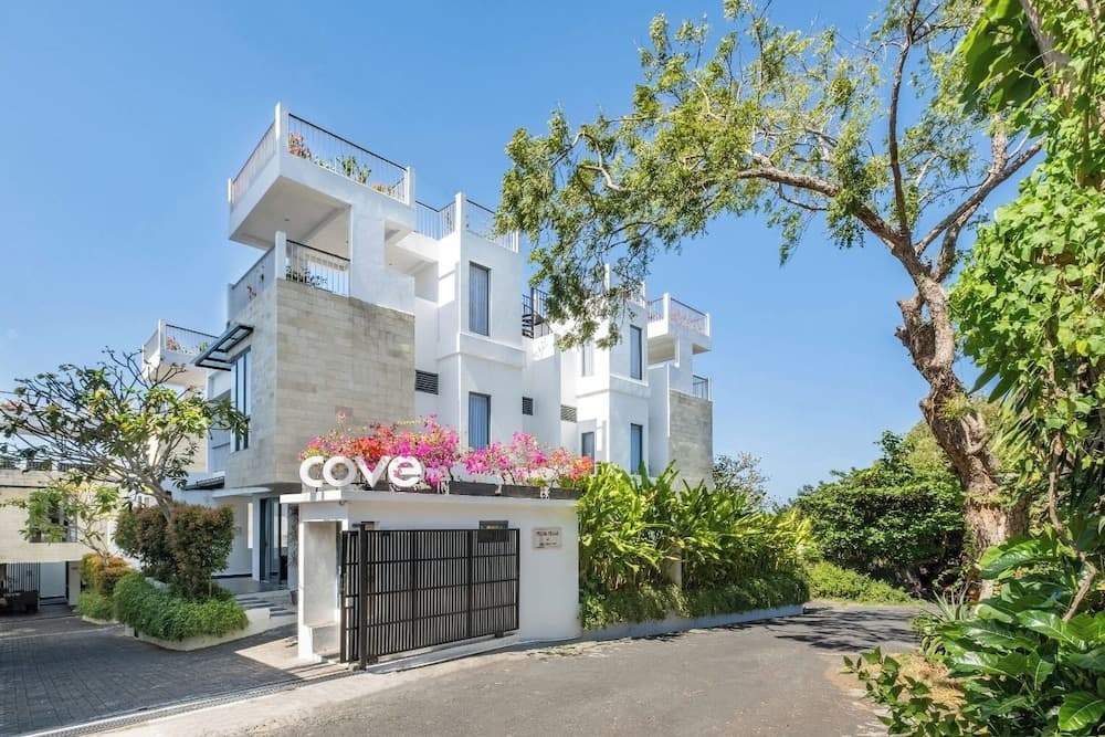 Cove Villa Prana Jimbaran — photo 1 of 33
