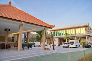Seamount Hotel