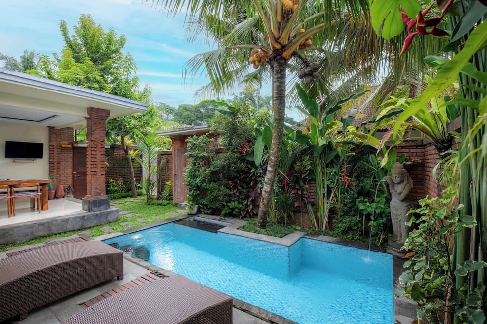 Ubud Mesari Private Pool Villa — photo 1 of 12