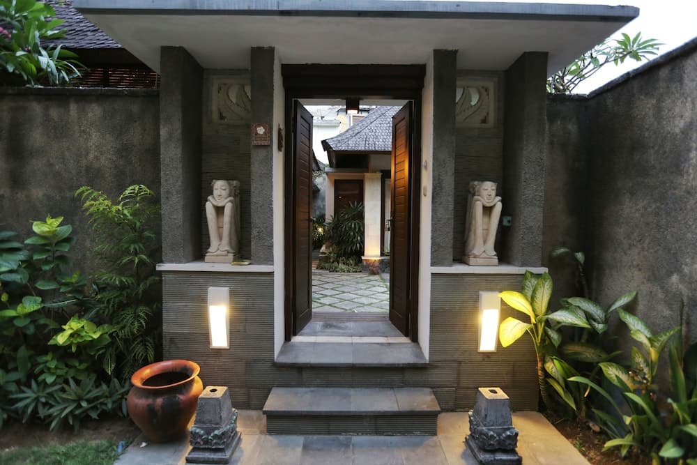 The Sanyas Suite — photo 1 of 73