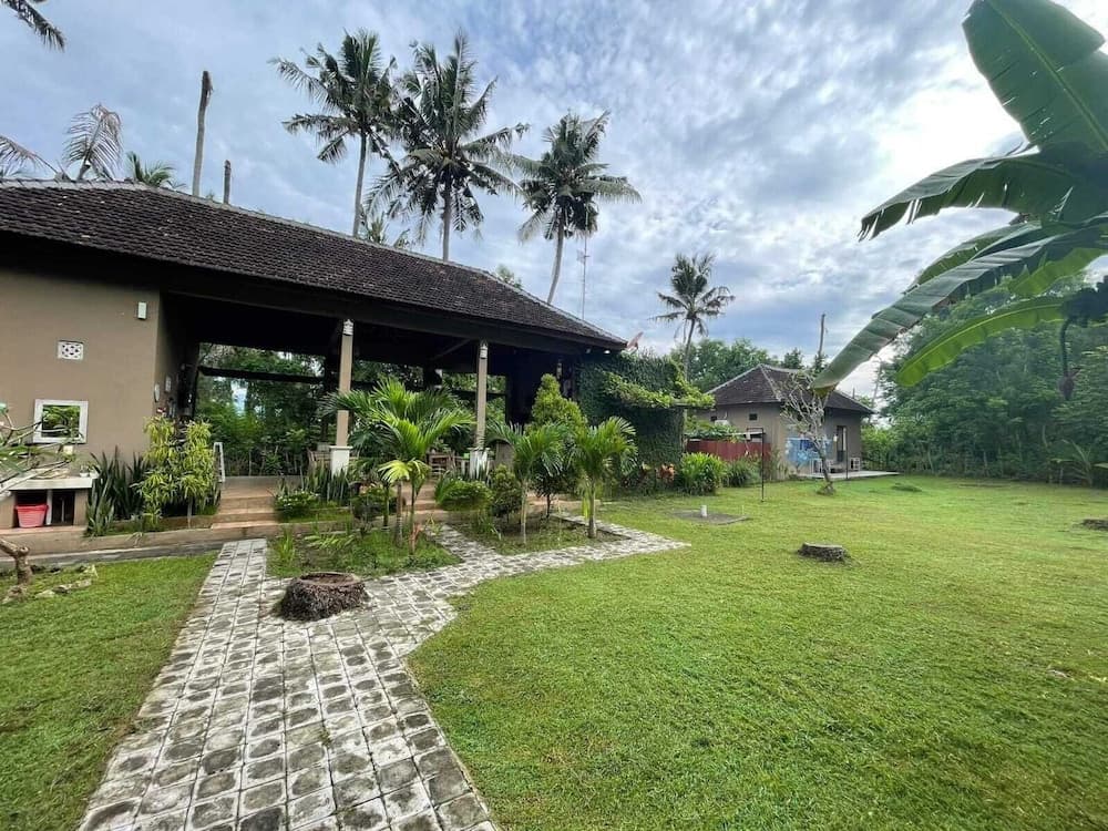 Apit Lawang Villas — photo 1 of 57