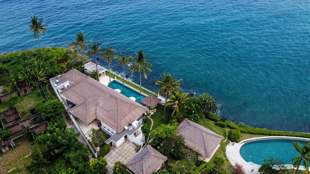 Villa Blanca by Alfred in Bali — photo 1 of 34
