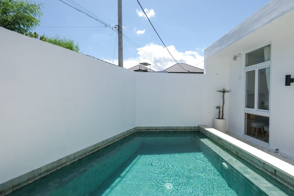 Villa Christine Canggu — photo 1 of 31