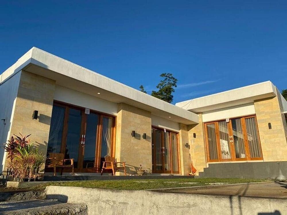 Sari Sky Villa — photo 1 of 47