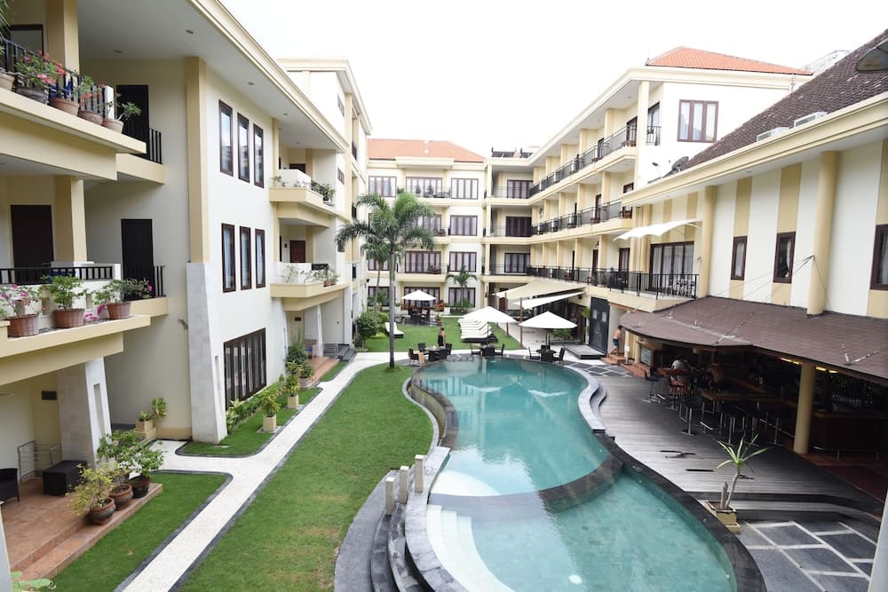 Kuta Townhouse Apartments — photo 1 of 58