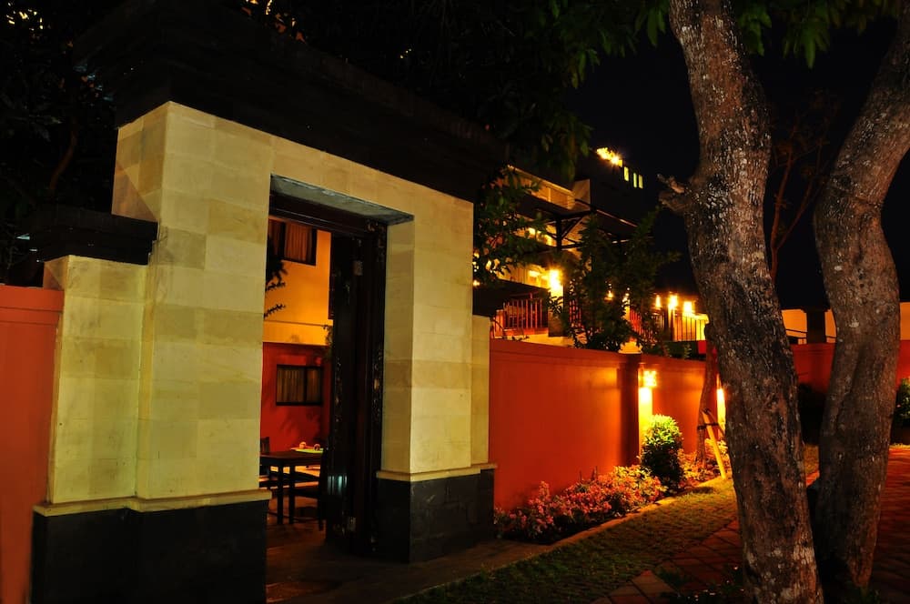 The Hill Ungasan House — photo 1 of 60