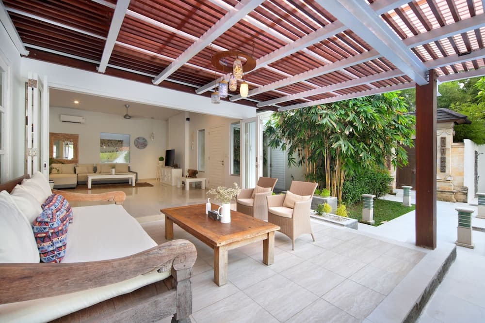 OriVista Charming Villa Shree Canggu 2 mins to beach — photo 1 of 31