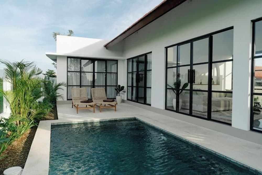 Alaya Villa Munggu — photo 1 of 34