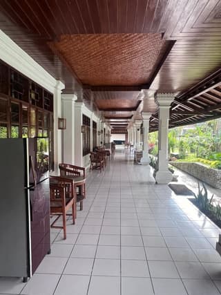 Uns Hotel - Bali