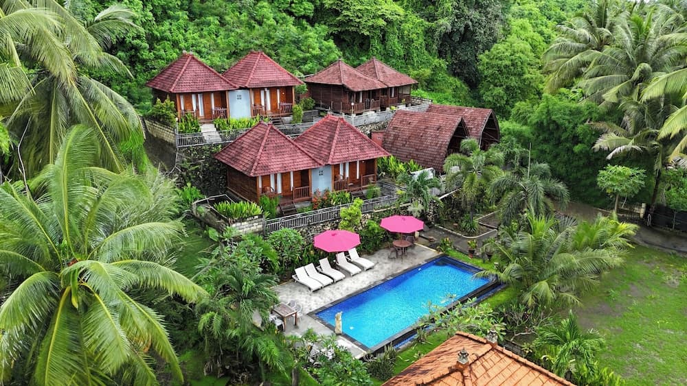 Coconut Hill Cottage — photo 1 of 39