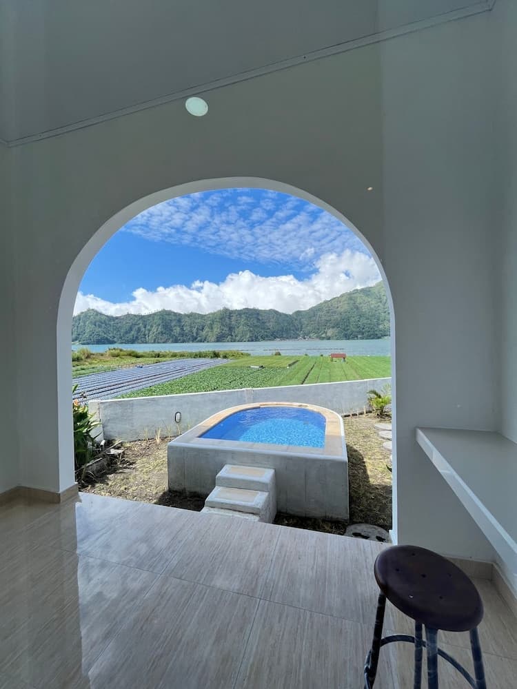 Lakeside Retreat kintamani — photo 1 of 1