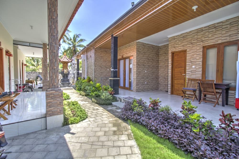 Nibugi Guest House — photo 1 of 40