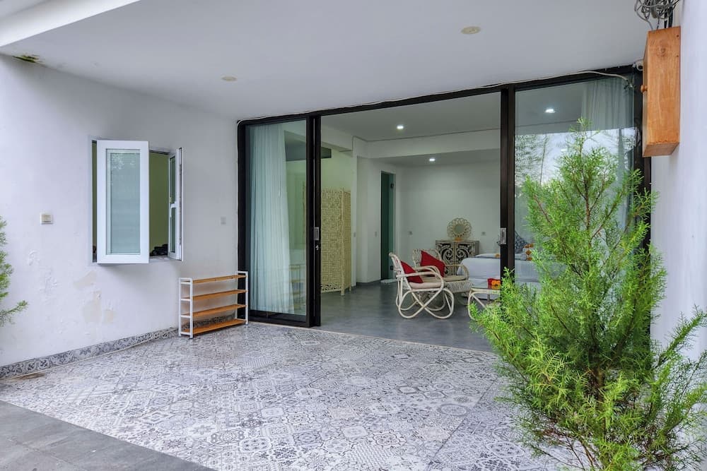 Emilia Apartment Seminyak by Nagisa Bali — photo 1 of 13