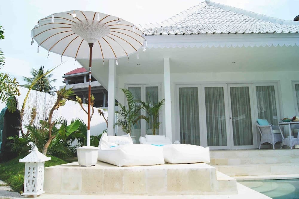 Harmony Villas Lombok — photo 1 of 44