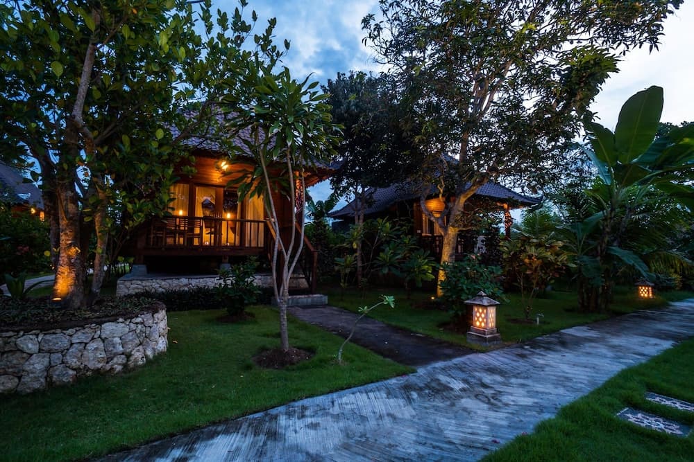 Sunset Garden Nusa Lembongan — photo 1 of 1