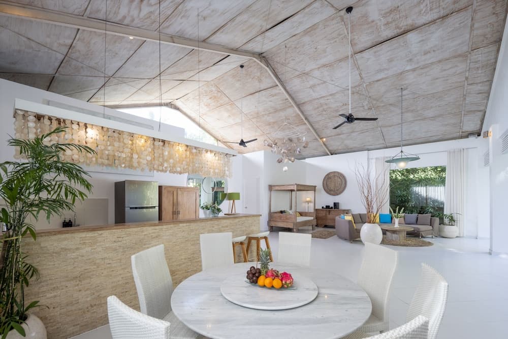 AV Villa Casabola — photo 1 of 56
