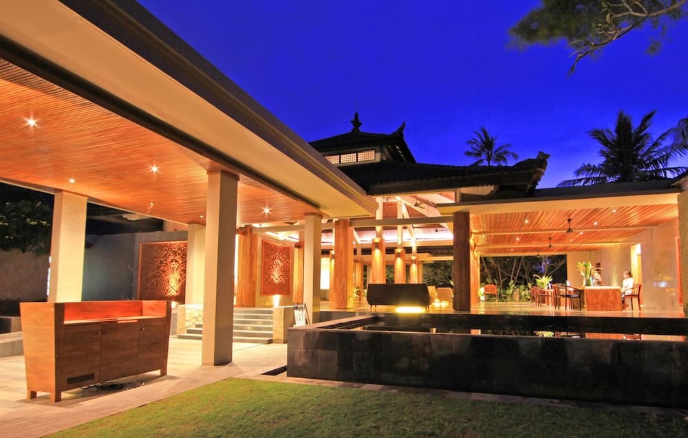 Candi Beach Villas — photo 1 of 1