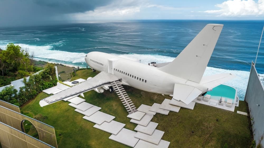 Private Jet Villa — photo 1 of 77