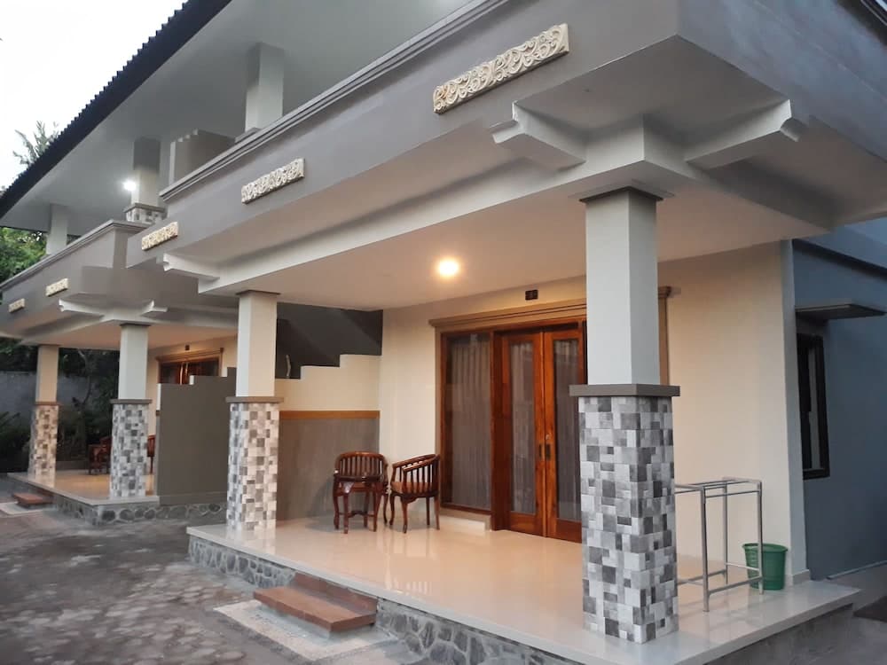 Puri Bali Lovina — photo 1 of 1
