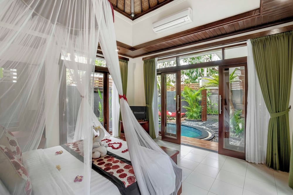 The Bali Dream Suite Villa Seminyak — photo 1 of 68