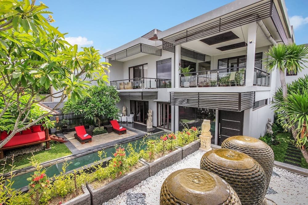Villa Cascade — photo 1 of 22