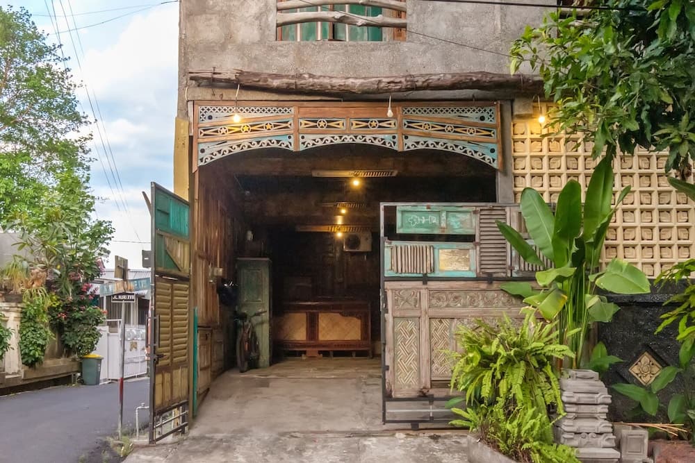 TwoSpaces Living at Bunga Desa Jimbaran — photo 1 of 86