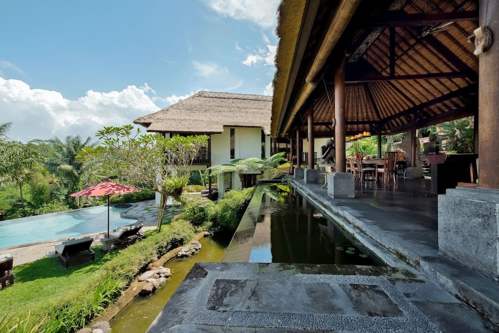 Villa Kembang Bali — photo 1 of 75