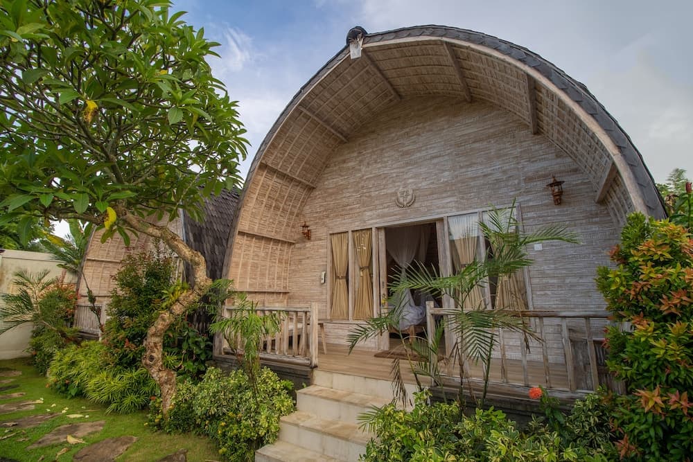 Wana Shanti Villa — photo 1 of 33