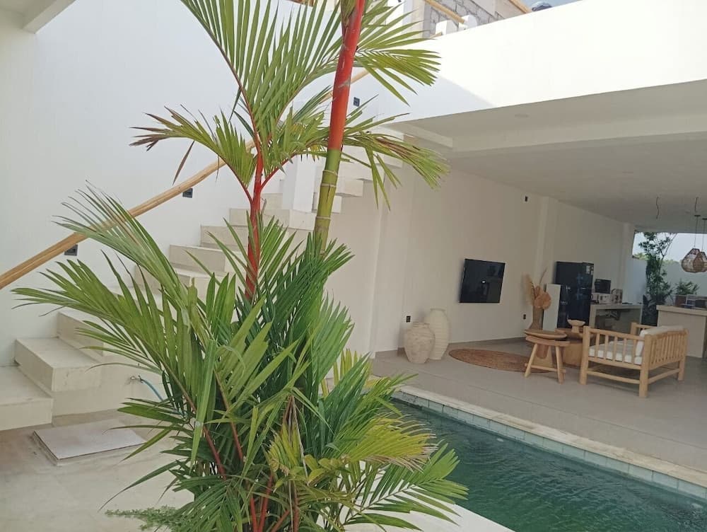 Surga Villa by Betterplace — photo 1 of 17
