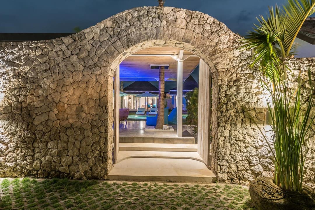 Sol Lila Bali — photo 1 of 50