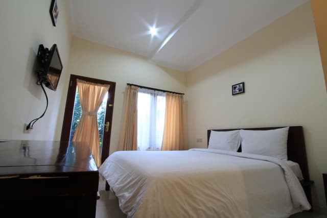 Basic Double Room