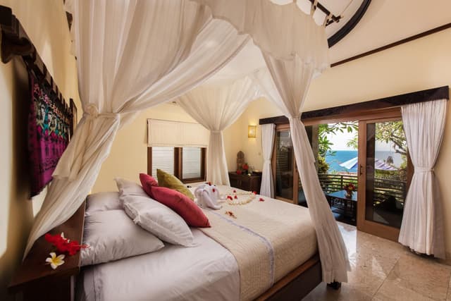 Special Offer - Duplex Family Room with Ocean View