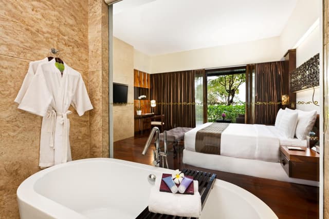New Year's Eve Offer with 1 Time Dinner - Beach Room