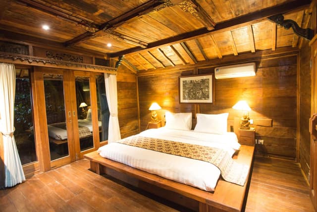 Deluxe Villa