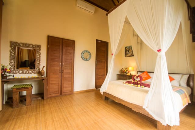 One-Bedroom Villa