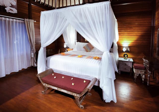 Wooden Cottage II
