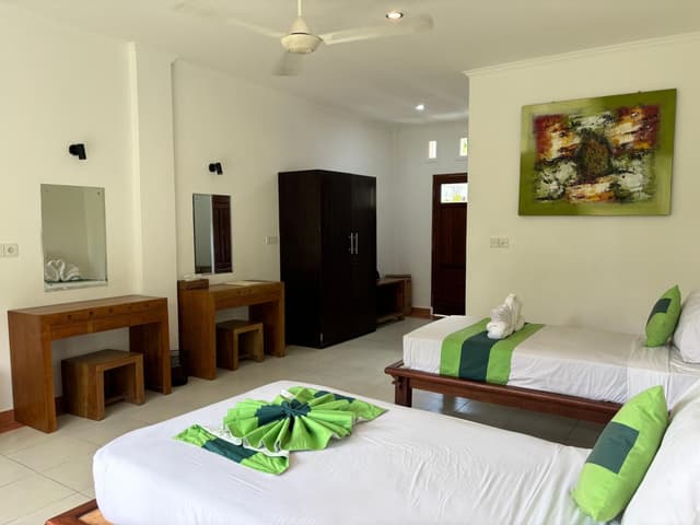 Standard Twin Room
