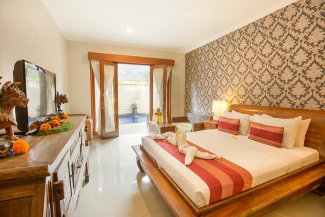 Standard Room with Pool View
