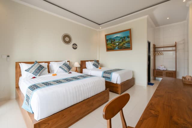 Superior Triple Room