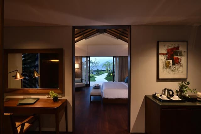 Five-Bedroom Villa